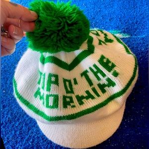 VTG Top O’ the Mornin’ Knit Cabbie Hat! Pom Pom on top. Bill. Great Condition!
